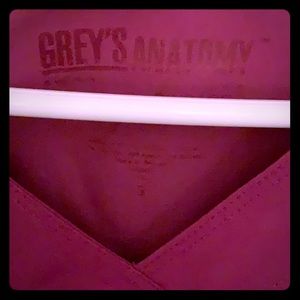 Grey’s anatomy maroon scrub set